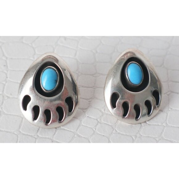 Navajo Vintage Turquoise Bear Paw Sterling Silver Necklace and Earrings Set - Picture 5 of 9